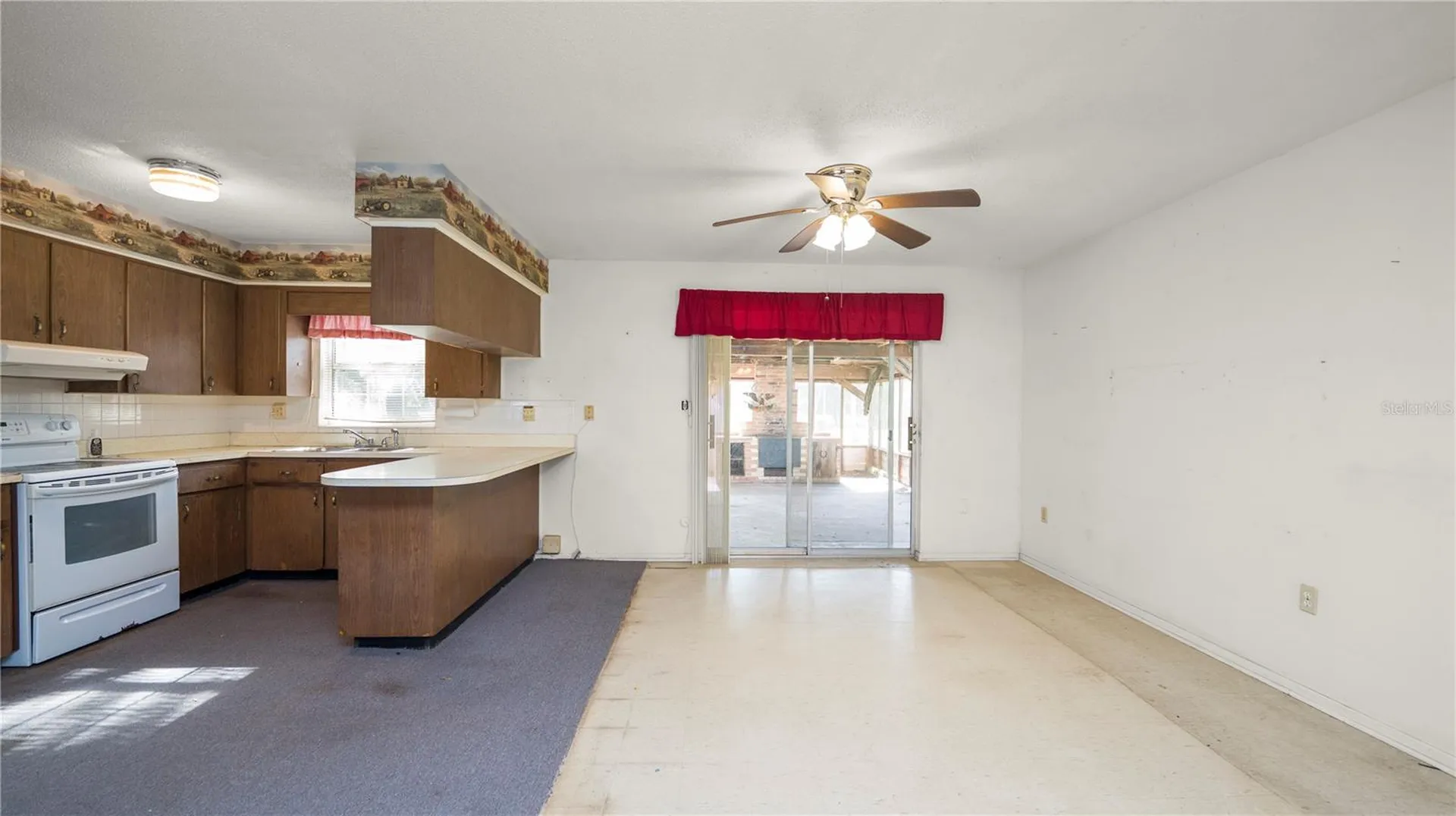 2005 W Pipkin Road Lakeland FL 33811