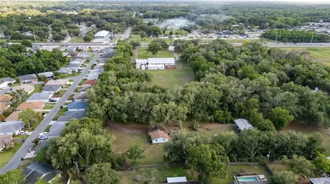2005 W Pipkin Road Lakeland FL 33811