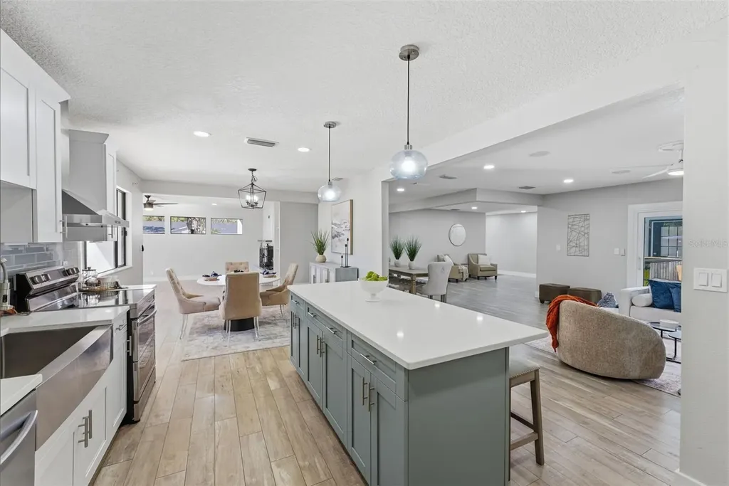 1566 Woodfield Court Lutz FL 33558