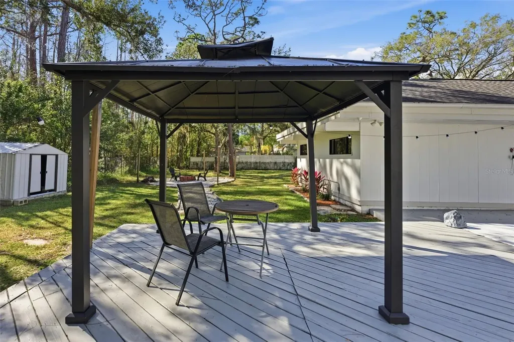 1566 Woodfield Court Lutz FL 33558