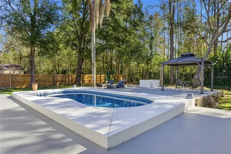 1566 Woodfield Court Lutz FL 33558