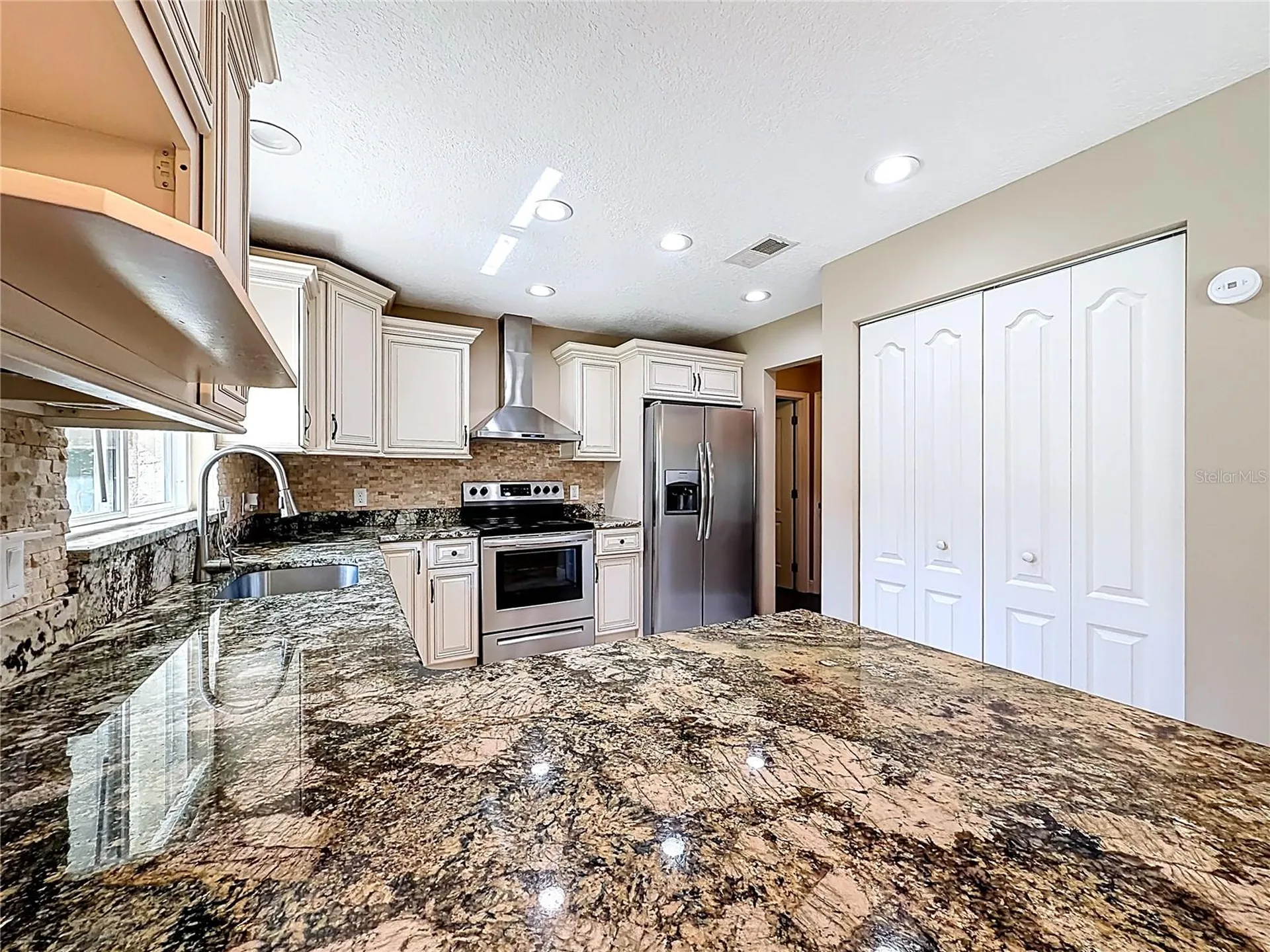 363 N Kensington Avenue Lecanto FL 34461