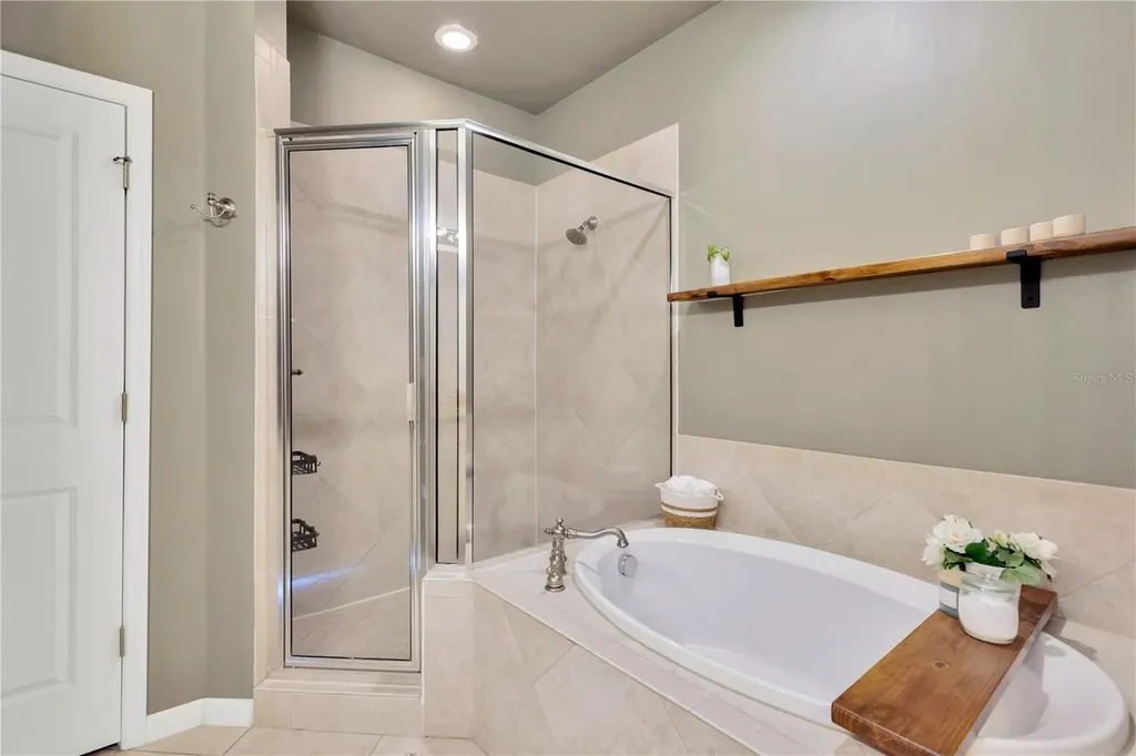 8307 Manor Club Circle Tampa FL 33647