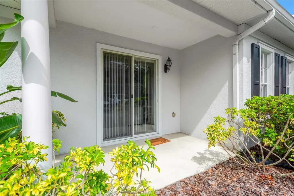 8307 Manor Club Circle Tampa FL 33647