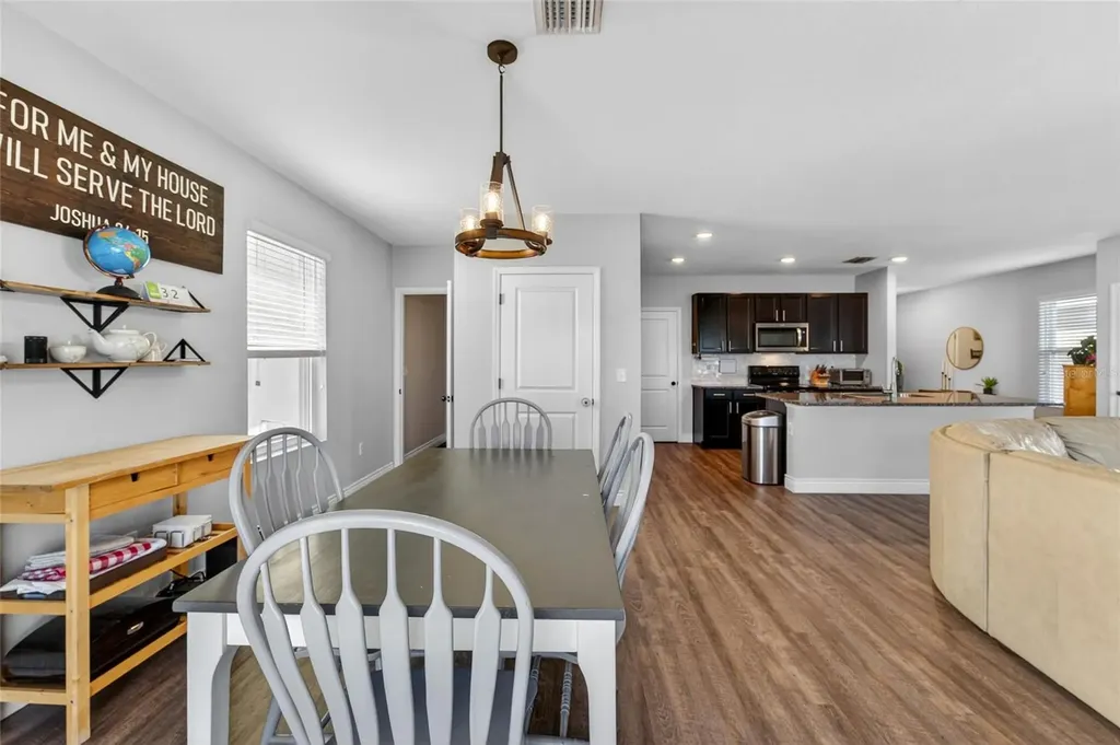 11176 Leland Groves Drive Riverview FL 33579