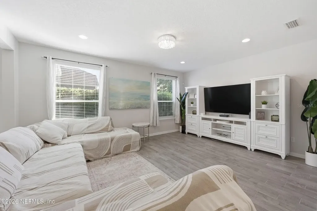 6946 Azalea Grove Drive Jacksonville FL 32258