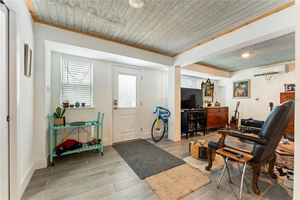 40TH Street Sarasota FL 34234