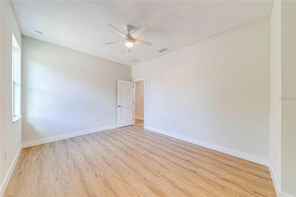249 N Pine Avenue Oviedo FL 32765