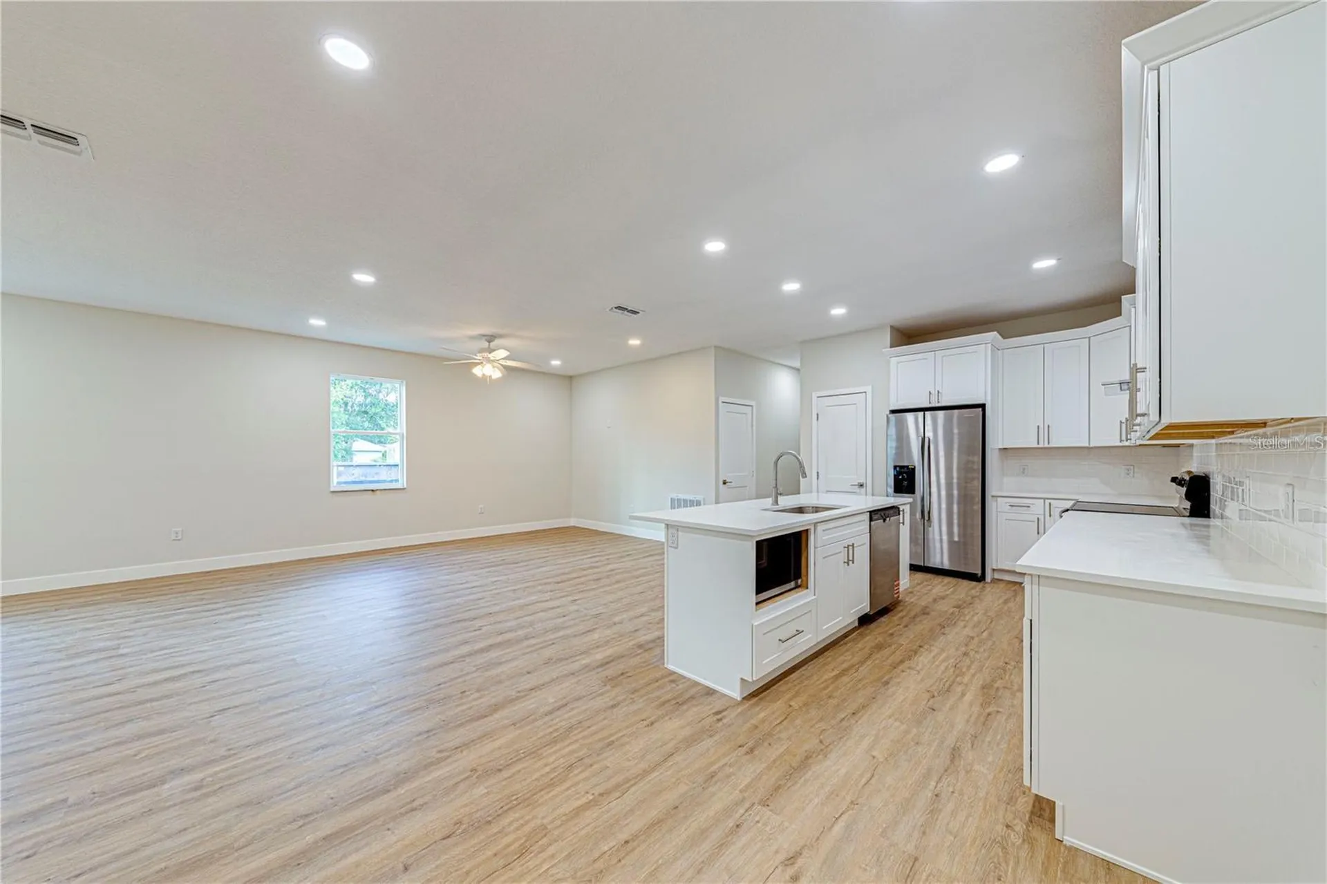 249 N Pine Avenue Oviedo FL 32765