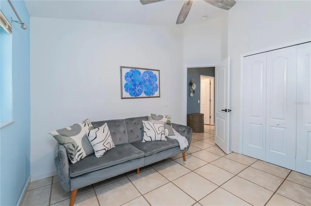 8426 Poydras Lane Tampa FL 33635