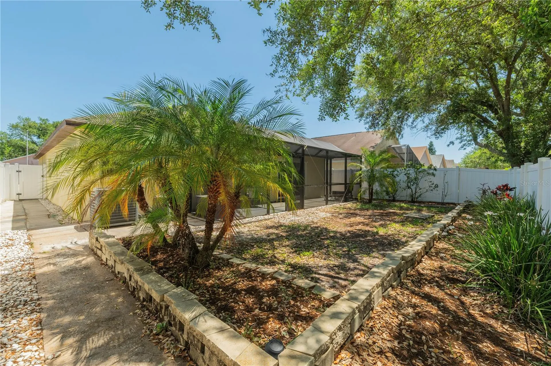 8426 Poydras Lane Tampa FL 33635