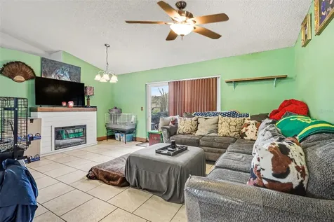 671 Regency Way Kissimmee FL 34758