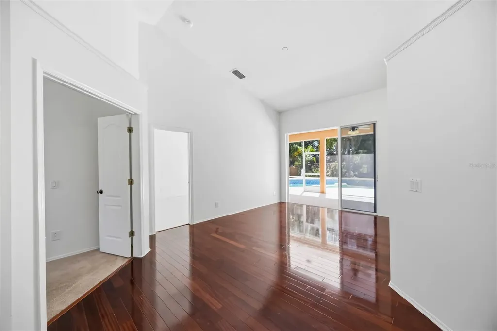562 Oak Bay Drive Osprey FL 34229