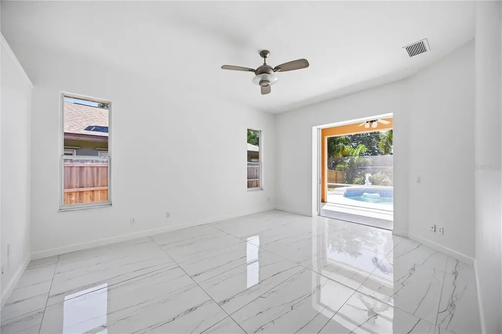 562 Oak Bay Drive Osprey FL 34229