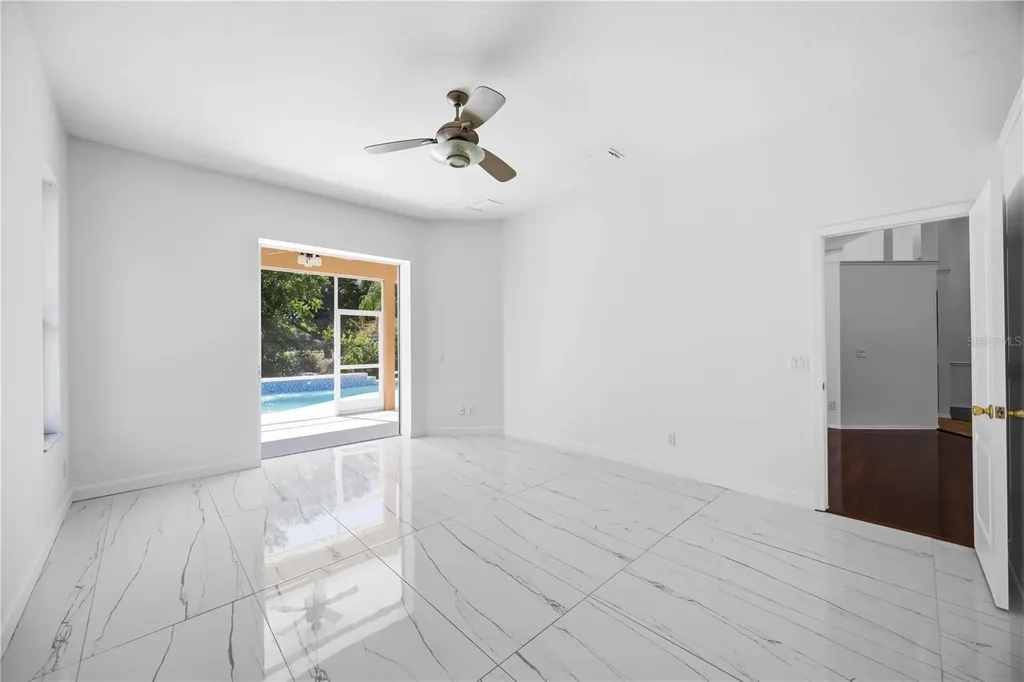 562 Oak Bay Drive Osprey FL 34229