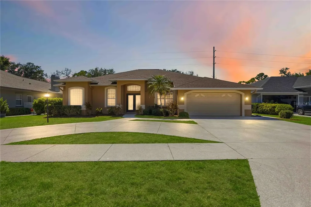 562 Oak Bay Drive Osprey FL 34229