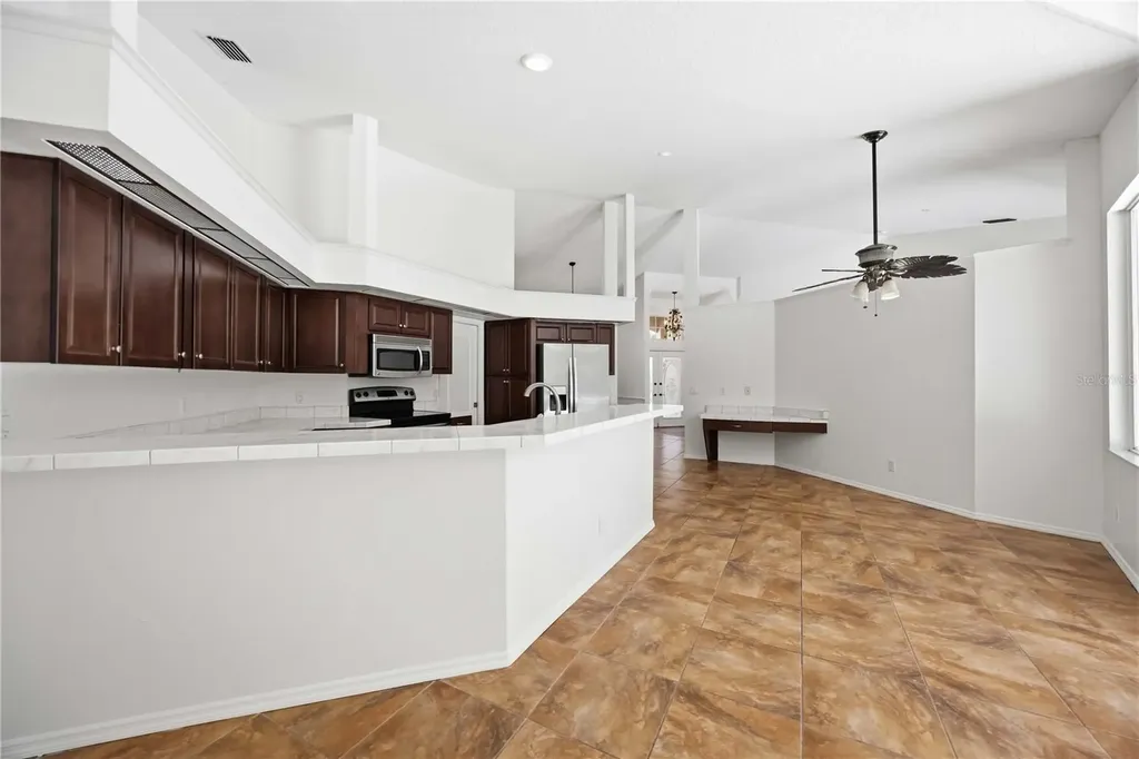 562 Oak Bay Drive Osprey FL 34229