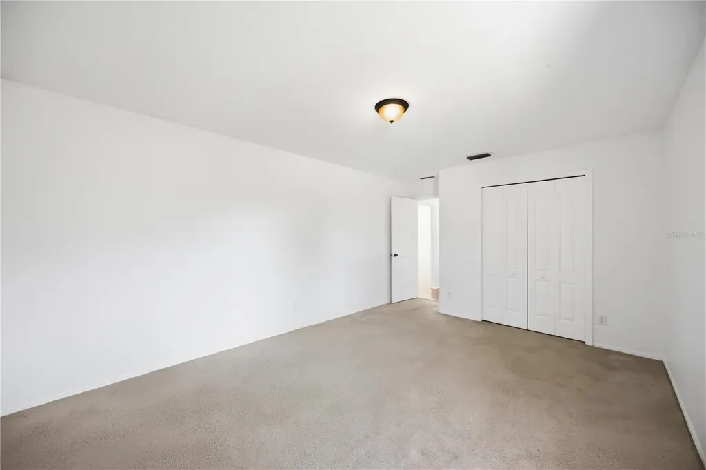 562 Oak Bay Drive Osprey FL 34229