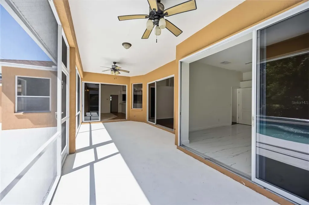 562 Oak Bay Drive Osprey FL 34229