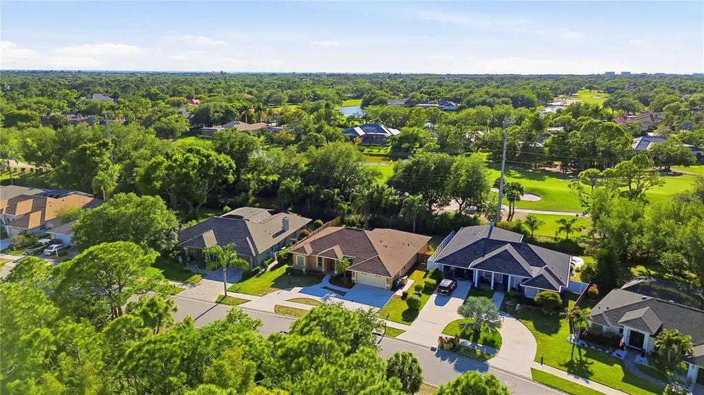 562 Oak Bay Drive Osprey FL 34229