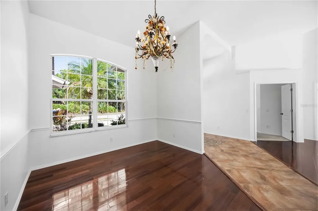 562 Oak Bay Drive Osprey FL 34229