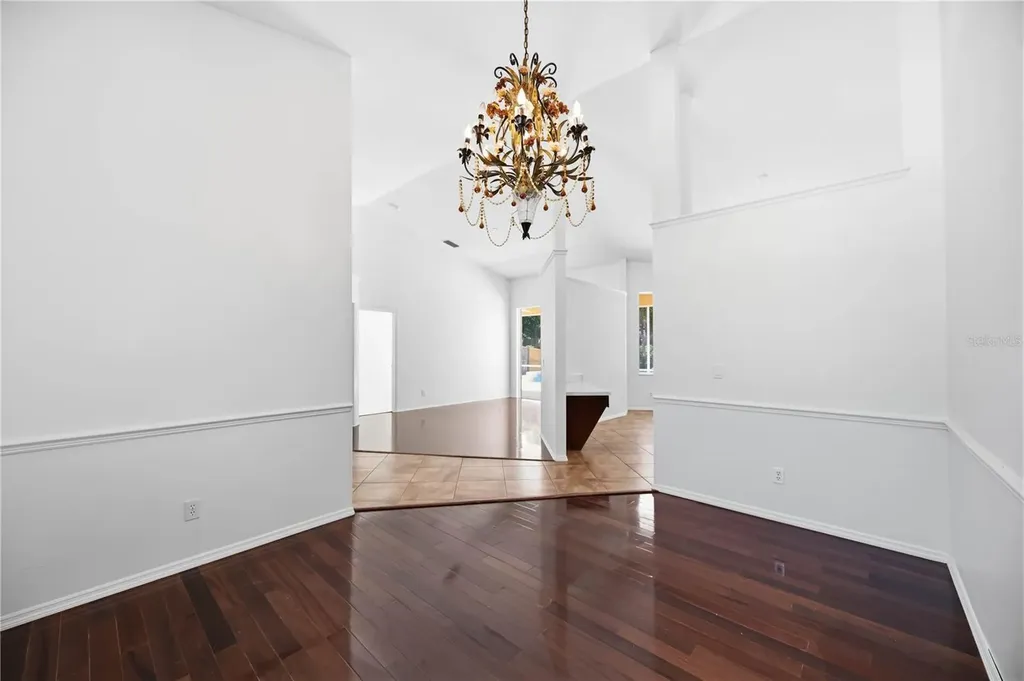 562 Oak Bay Drive Osprey FL 34229
