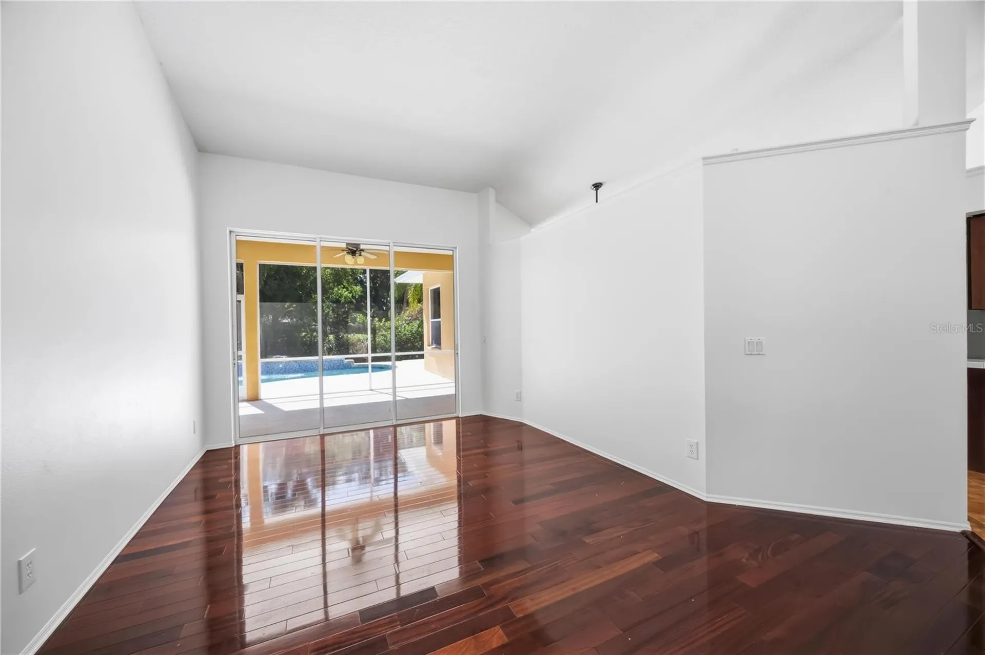 562 Oak Bay Drive Osprey FL 34229