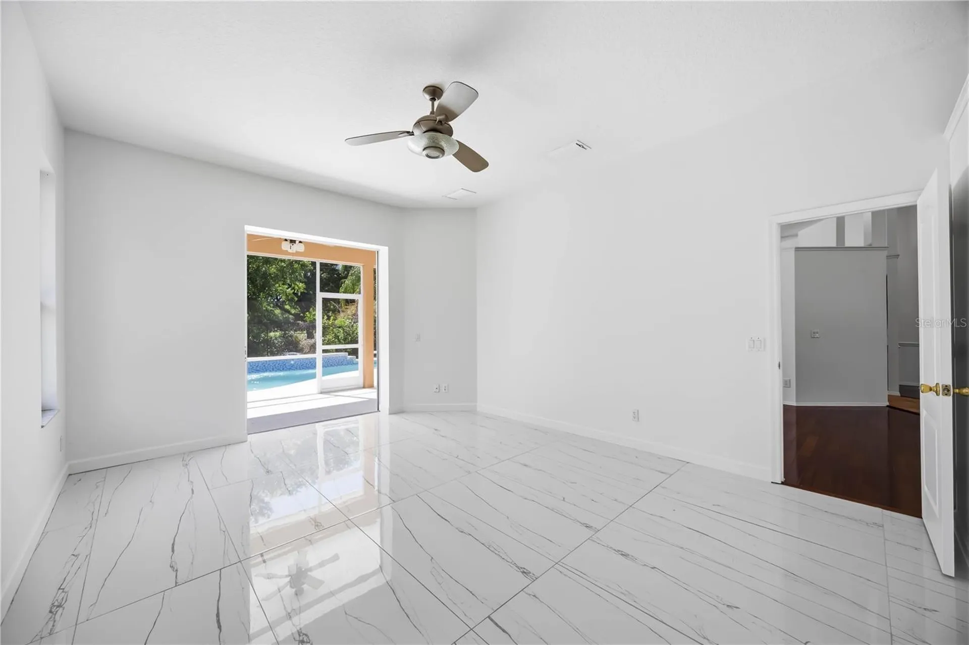 562 Oak Bay Drive Osprey FL 34229