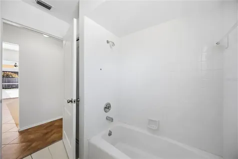 562 Oak Bay Drive Osprey FL 34229