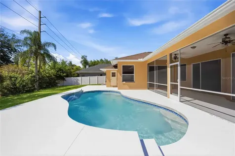 562 Oak Bay Drive Osprey FL 34229