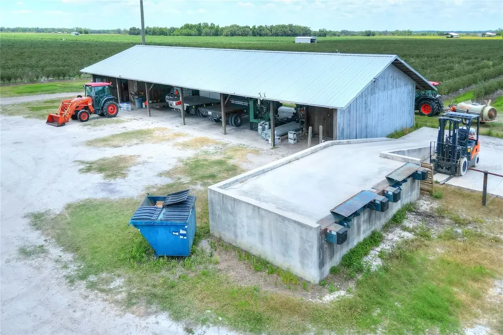 3674 E State Road 64 Zolfo Springs FL 33890