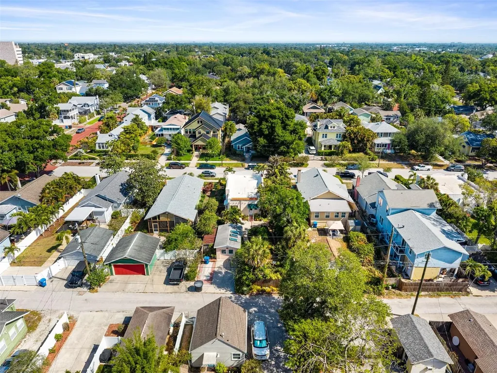 762 23rd Avenue N St Petersburg FL 33704