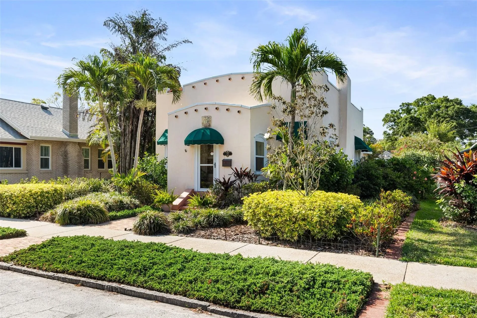 762 23rd Avenue N St Petersburg FL 33704