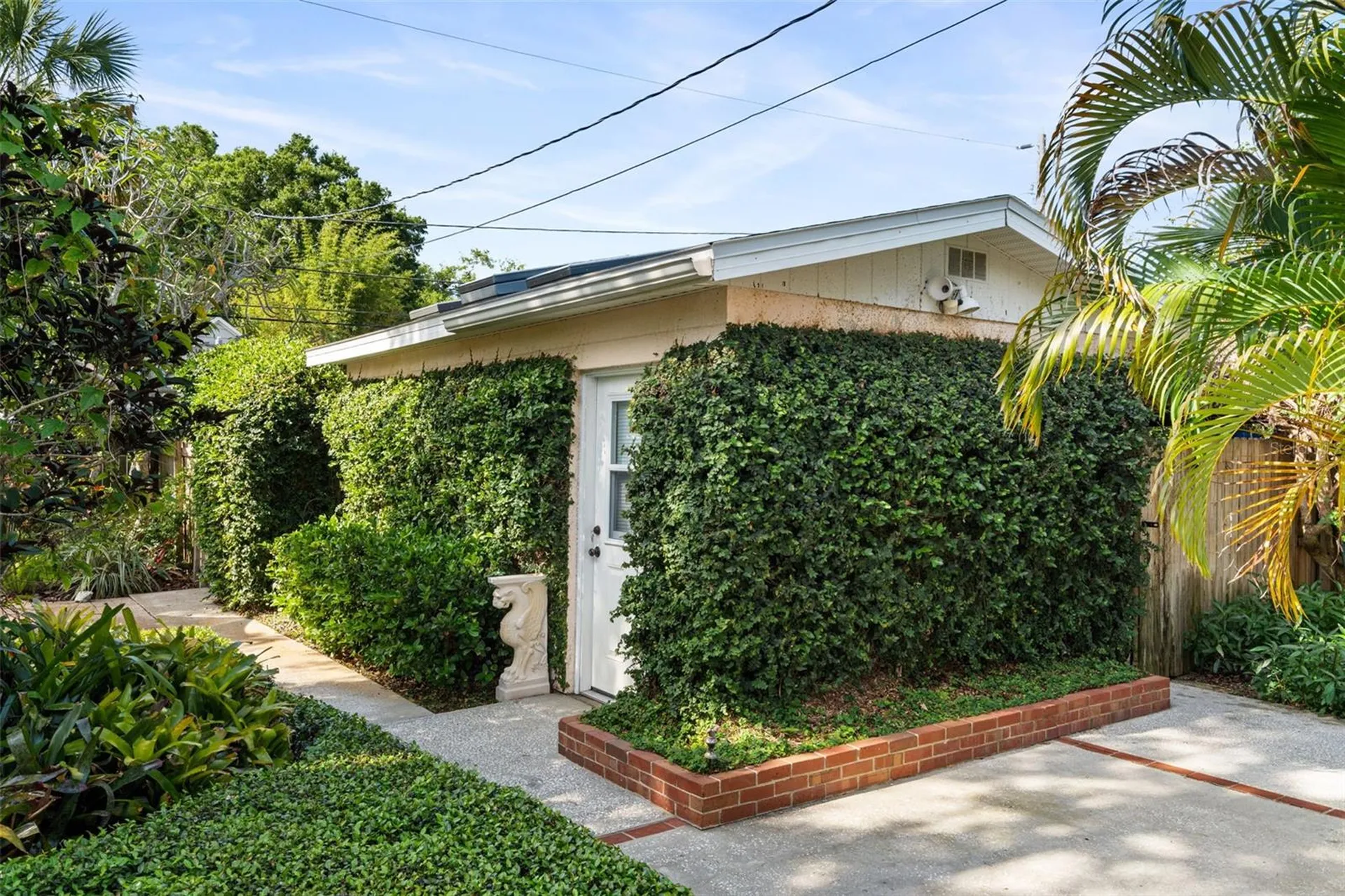 762 23rd Avenue N St Petersburg FL 33704