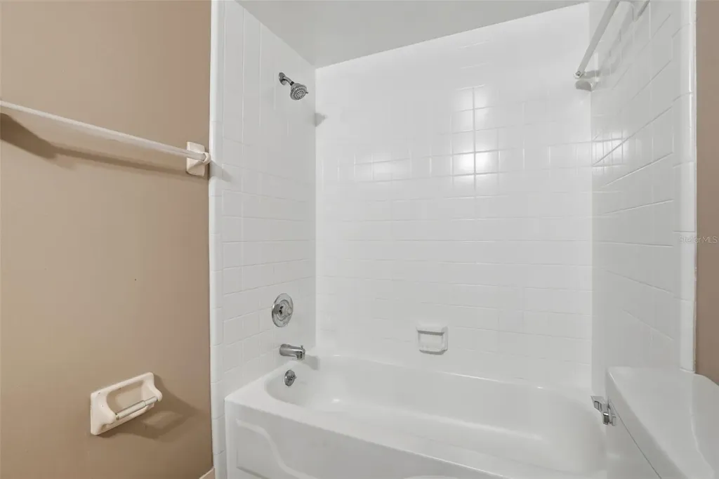 498 Prestwick Place Kissimmee FL 34759