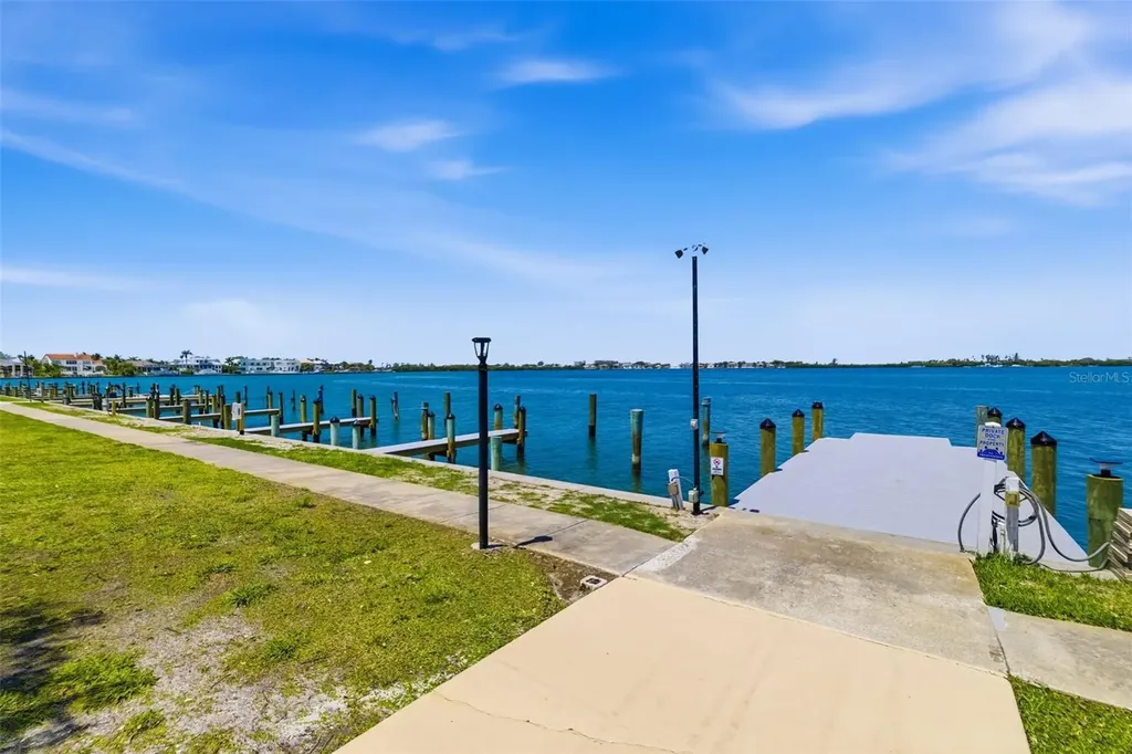 763 John Ringling Boulevard Sarasota FL 34236