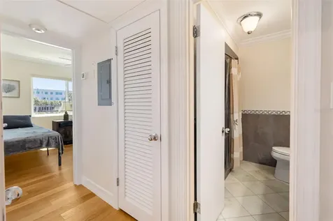763 John Ringling Boulevard Sarasota FL 34236