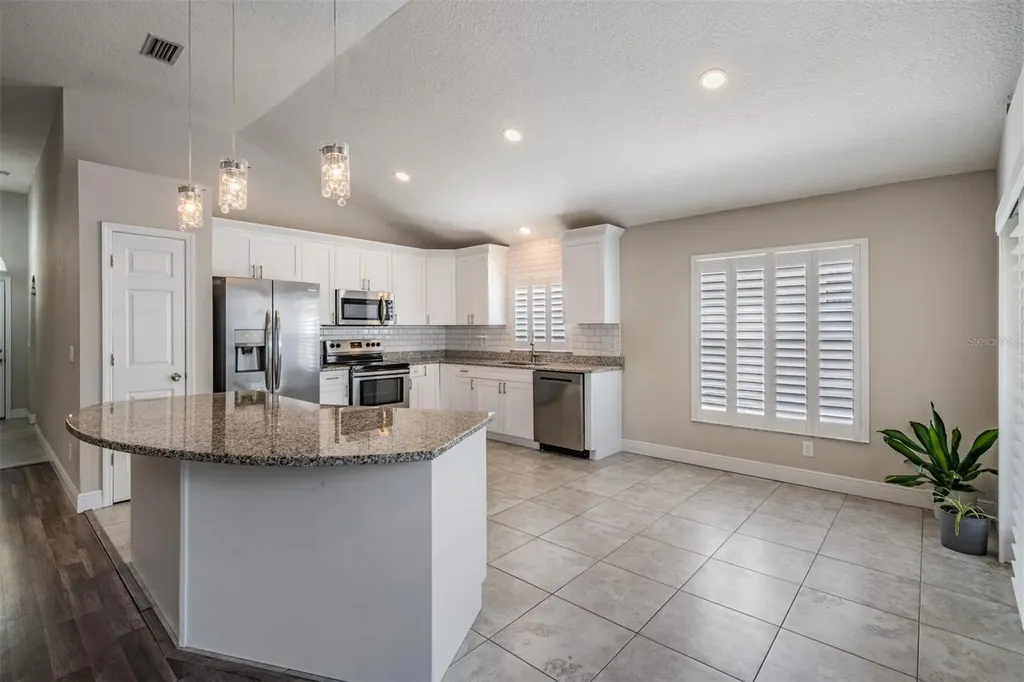 2315 Lyncrest Court Valrico FL 33596