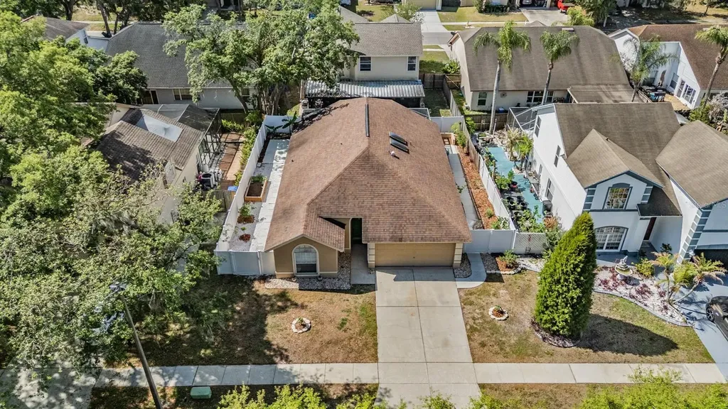 2315 Lyncrest Court Valrico FL 33596