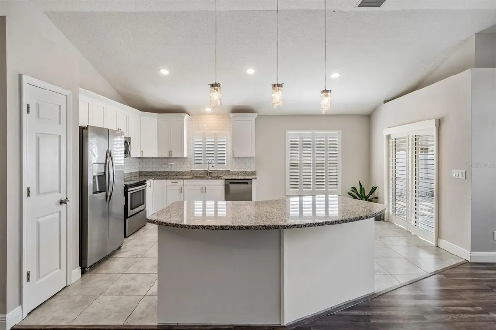 2315 Lyncrest Court Valrico FL 33596