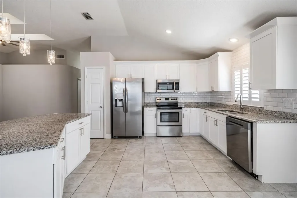 2315 Lyncrest Court Valrico FL 33596
