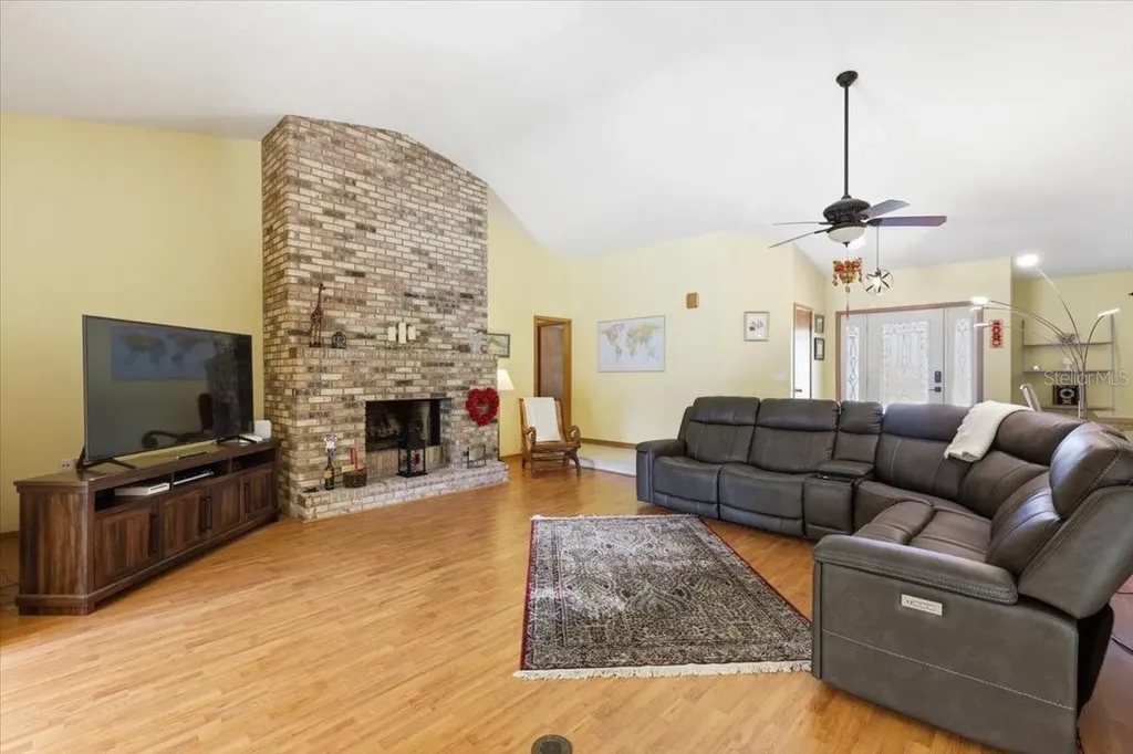208 Orange Ridge Circle Longwood FL 32779