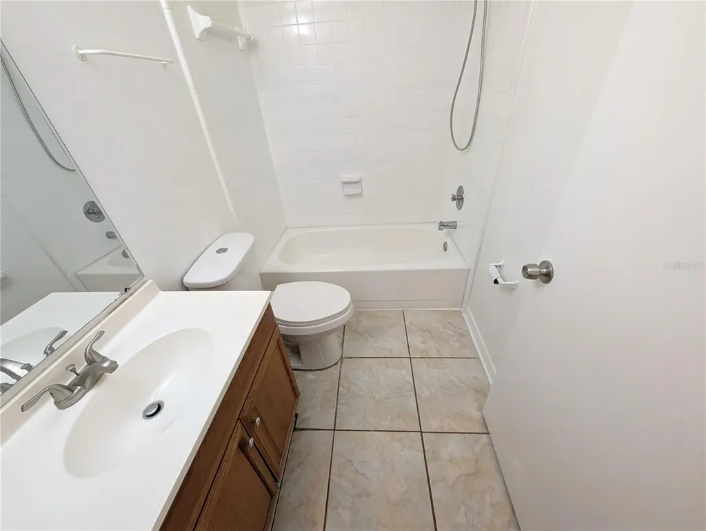 14211 Shadow Moss Lane Tampa FL 33613