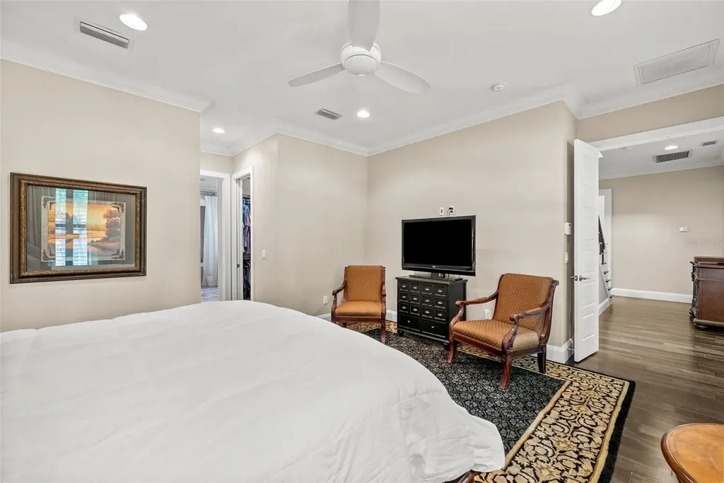 3211 W Bay Villa Avenue Tampa FL 33611