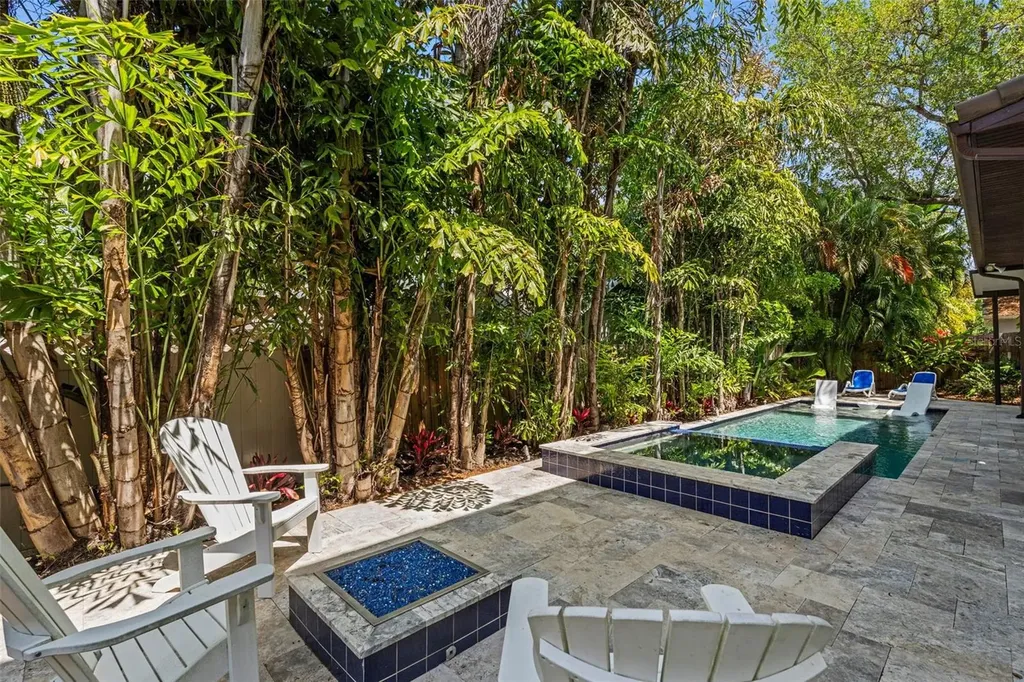 3211 W Bay Villa Avenue Tampa FL 33611