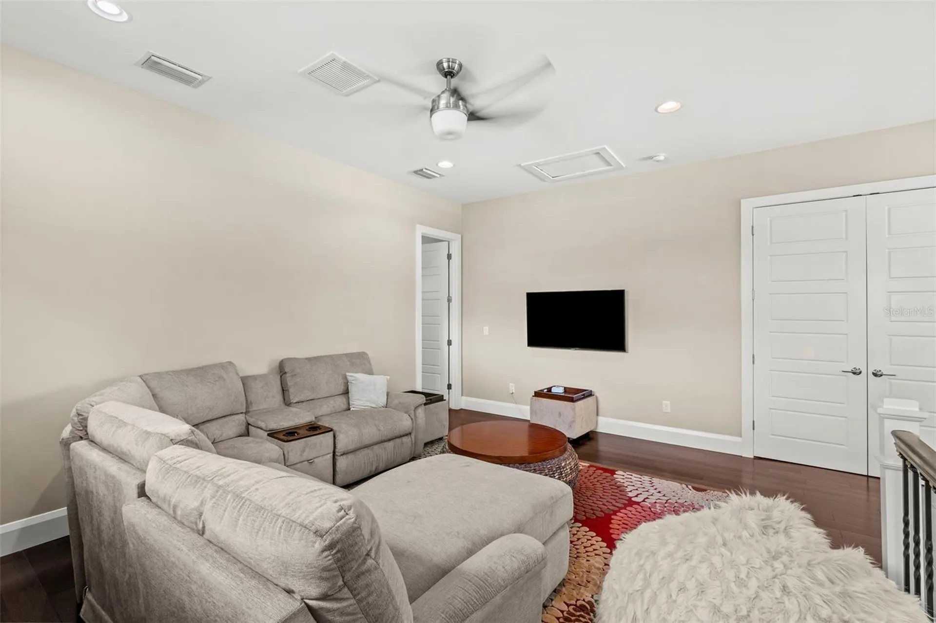 3211 W Bay Villa Avenue Tampa FL 33611