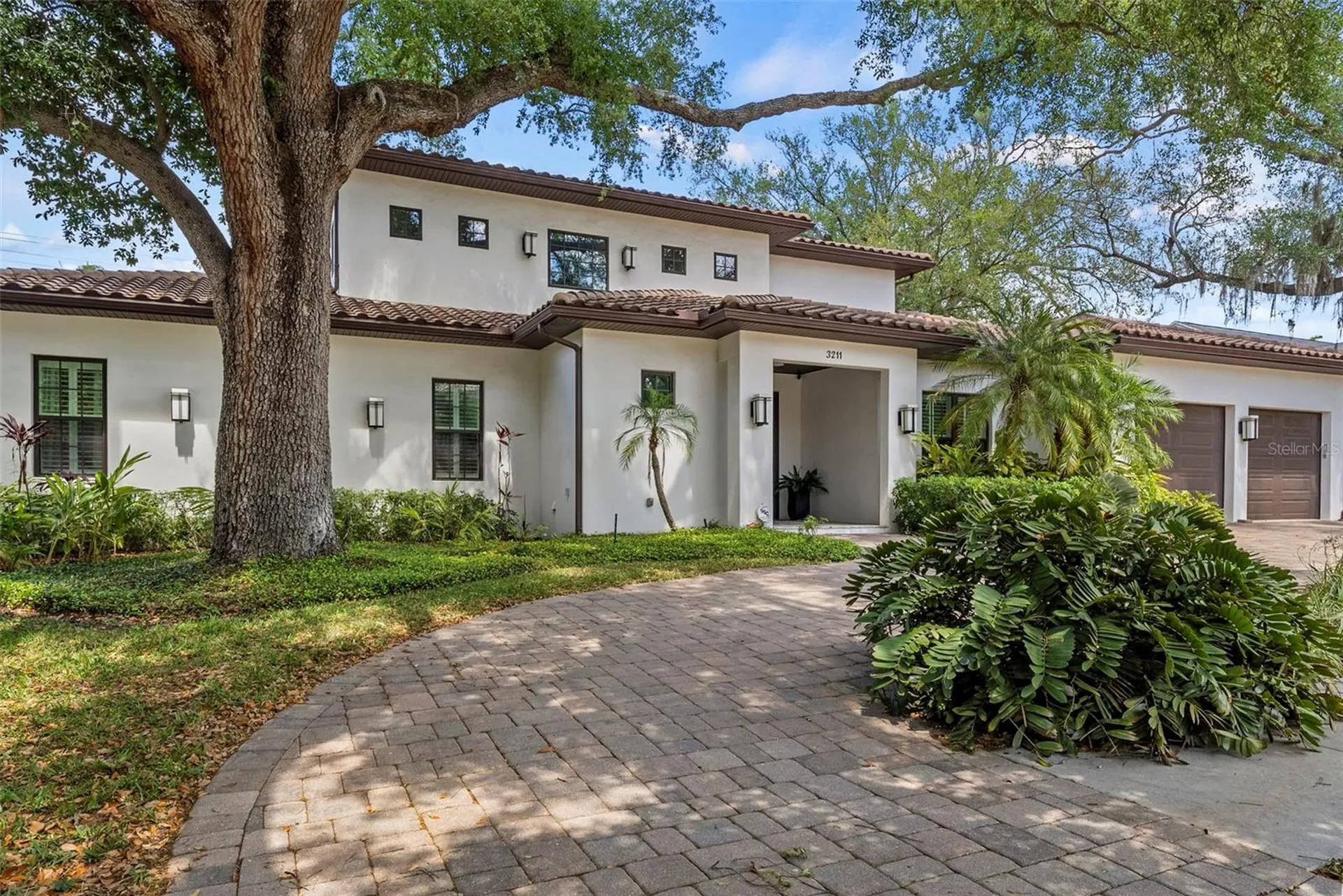 3211 W Bay Villa Avenue Tampa FL 33611