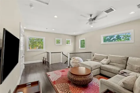 3211 W Bay Villa Avenue Tampa FL 33611