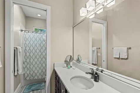 3211 W Bay Villa Avenue Tampa FL 33611