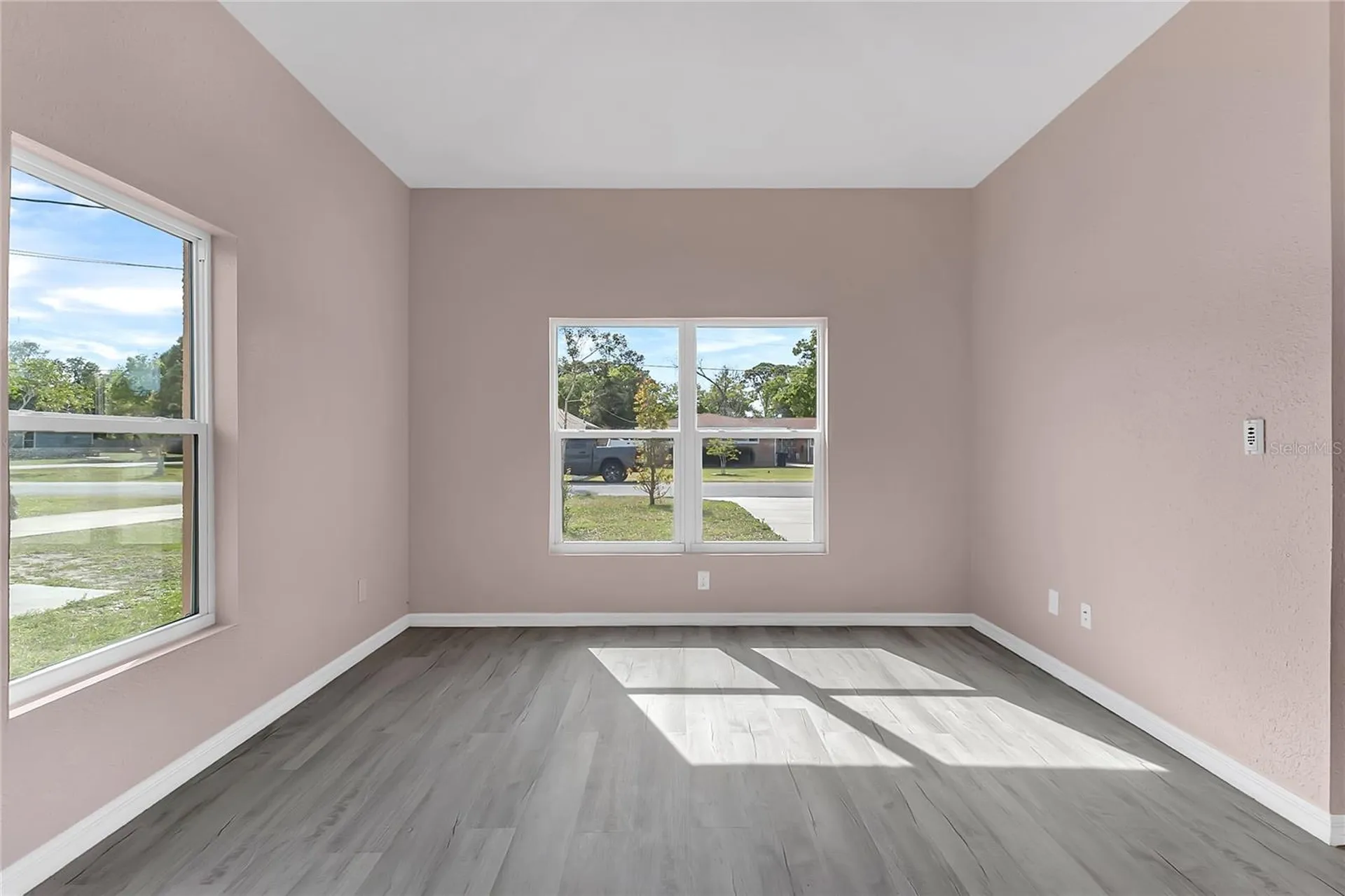 707 Hamilton Street New Smyrna Beach FL 32168